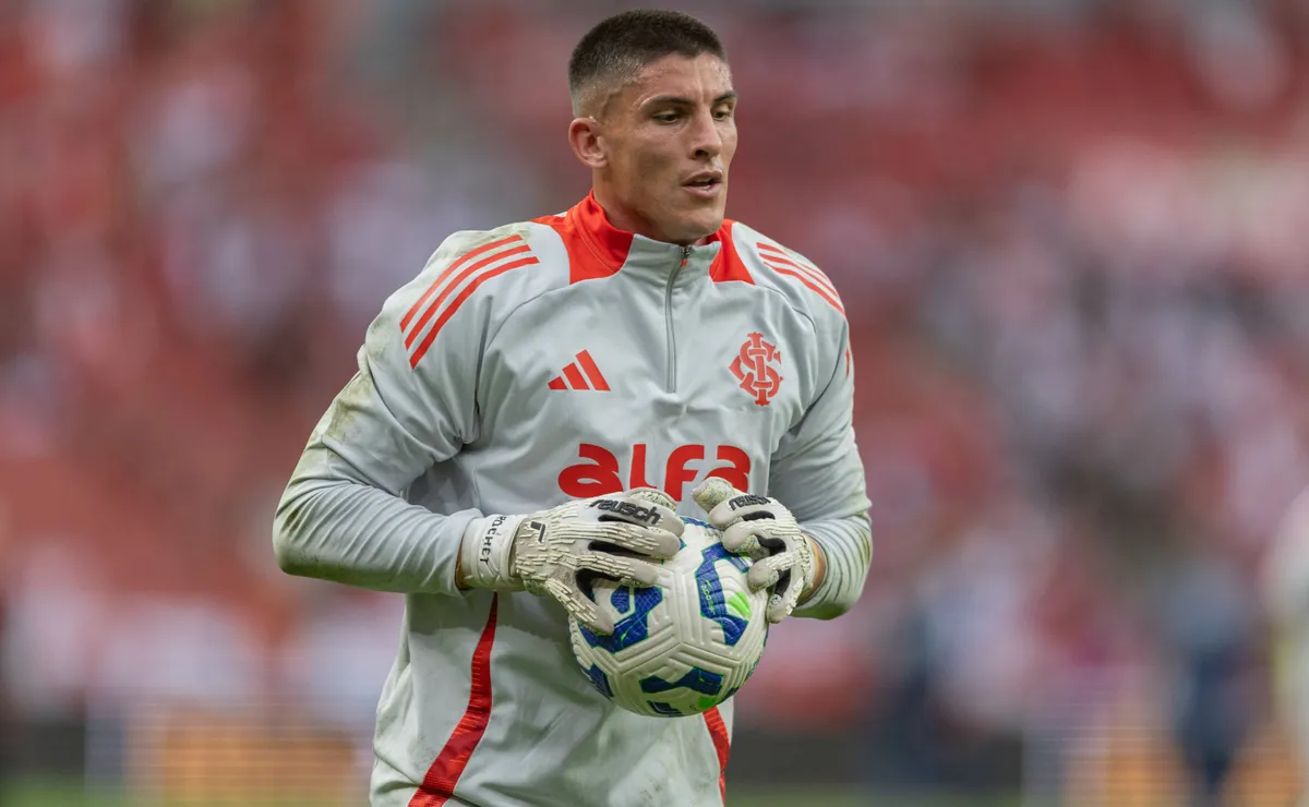 River Plate nega interesse em Rochet, do Internacional, e encerra rumores sobre negociação