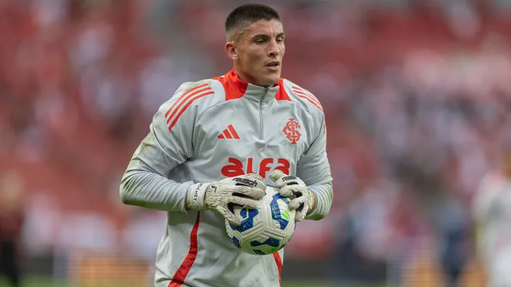 Sergio Rochet não está no radar do River Plate - Foto: Liamara Polli/AGIF