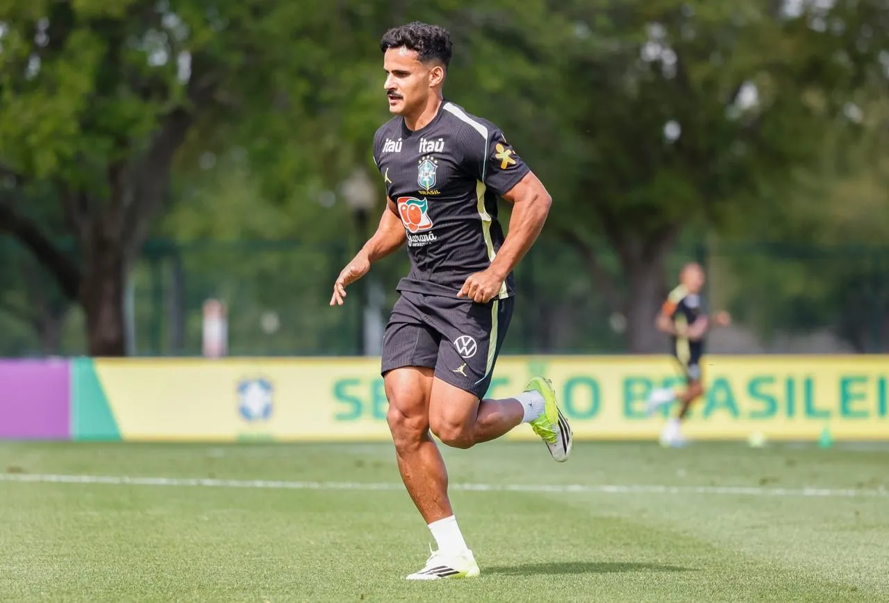 Kaiki durante treino na seleção brasileira. Foto: Rafael Ribeiro/CBF