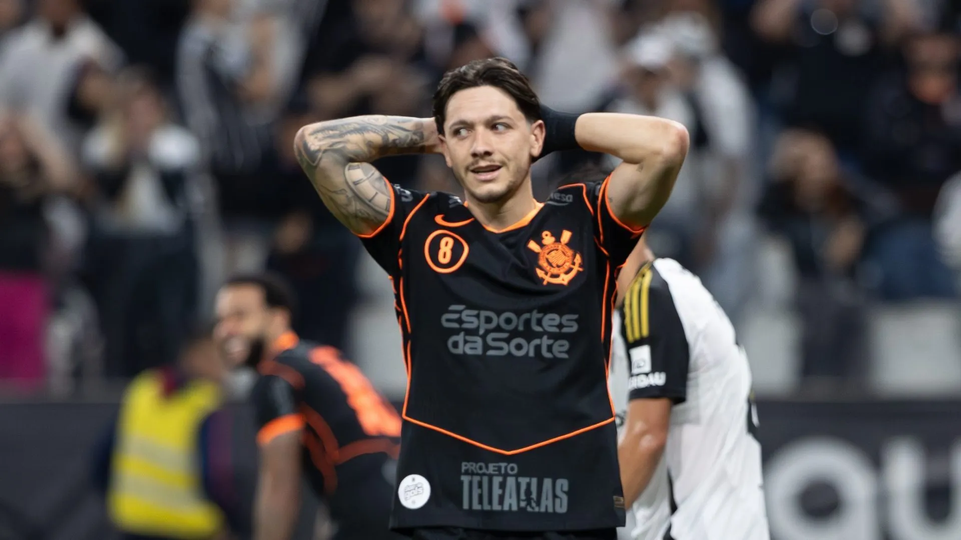 Garro em ação pelo Timão