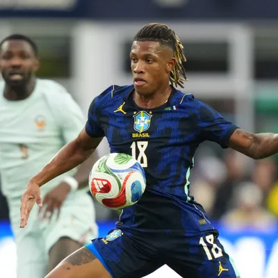 Danilo revela conselhos de Casemiro na Seleção Brasileira