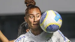 Carol Baiana, jogadora do Santos. Foto: Reinaldo Campos/AGIF