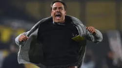 Presidente do Peñarol, Ignacio Ruglio comemora classificação sobre Flamengo em 2024 (Foto: Dante Fernandez/AFP)