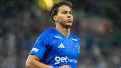 Kaio Jorge celebra gol pelo Cruzeiro