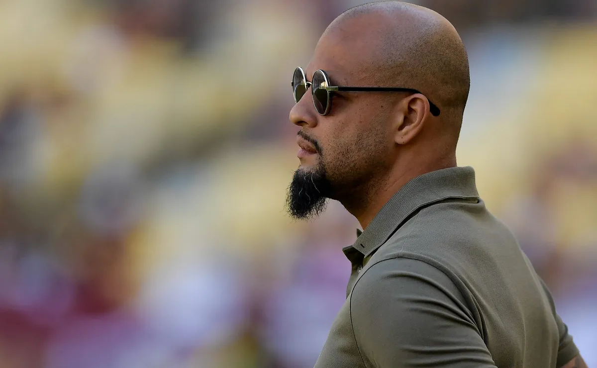 Felipe Melo cita campanha de 2010 e vê semelhanças com momento atual da Seleção Brasileira