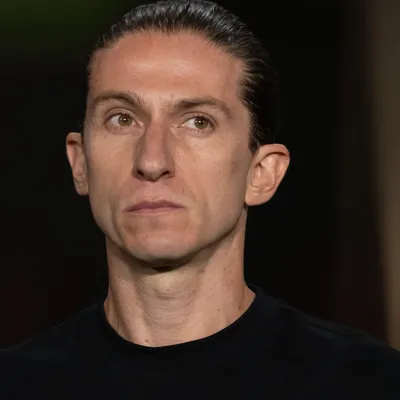 Filipe Luís defende sintético e palmeirenses apontam contradição do treinador