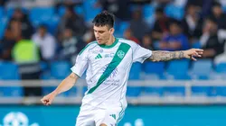 RIYADH, SAUDI ARABIA - FEBRUARY 26: Roger Ibanez of team AL-Ahli during the Saudi Pro League game between Al Riyadh and Al Ahli at Prince Faisal Bin Fahad on February 26, 2026 in Riyadh, Saudi Arabia. (Photo by Abdullah Ahmed/Getty Images)