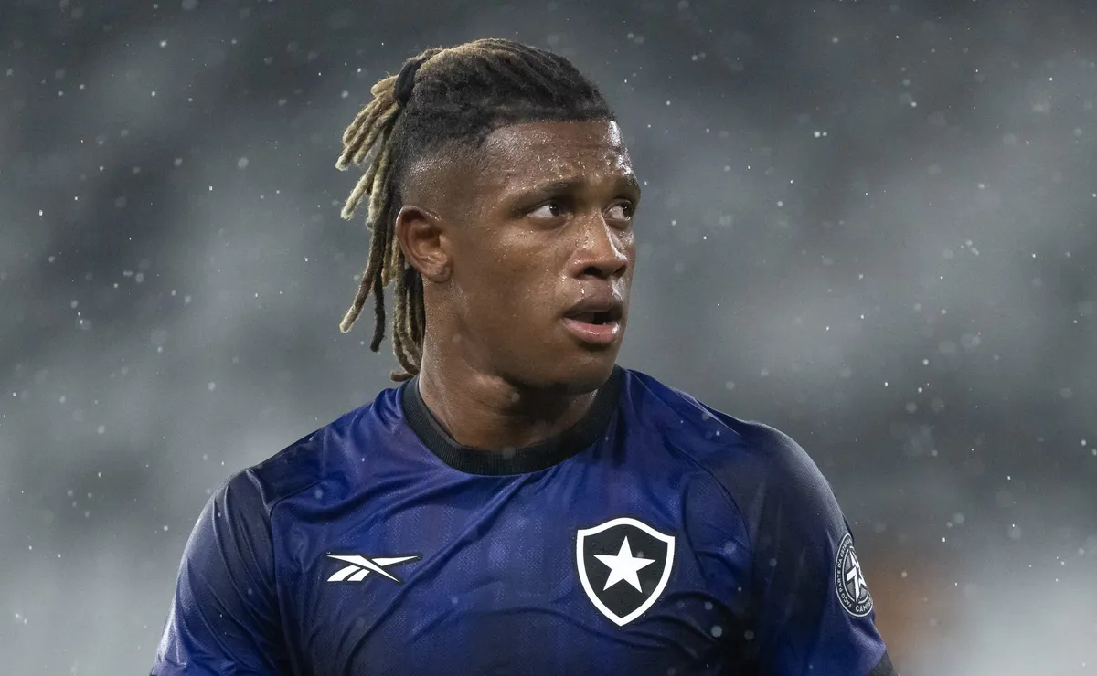 Danilo revela sonho de conquistar Copa e impacto do Botafogo é determinante: “Foco desde o ano passado”