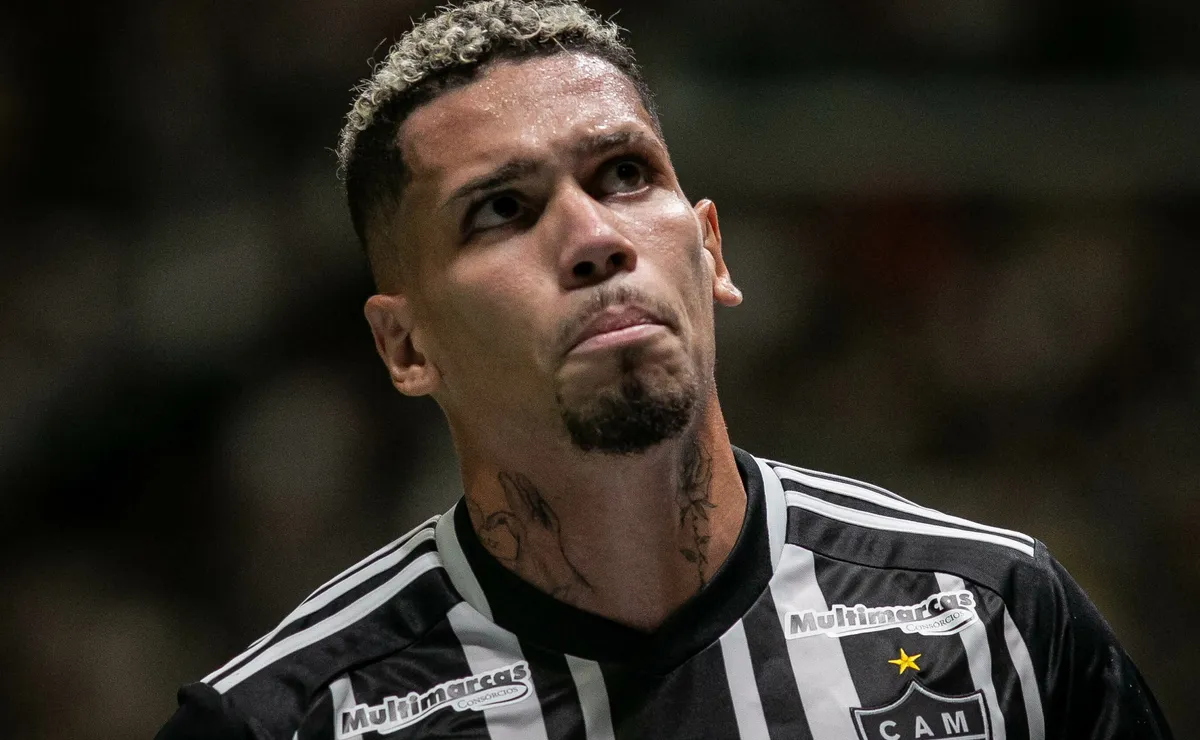 Palmeiras assumiu risco ao negociar Paulinho com Atlético, detalha Anderson Barros, ao revelar bastidores