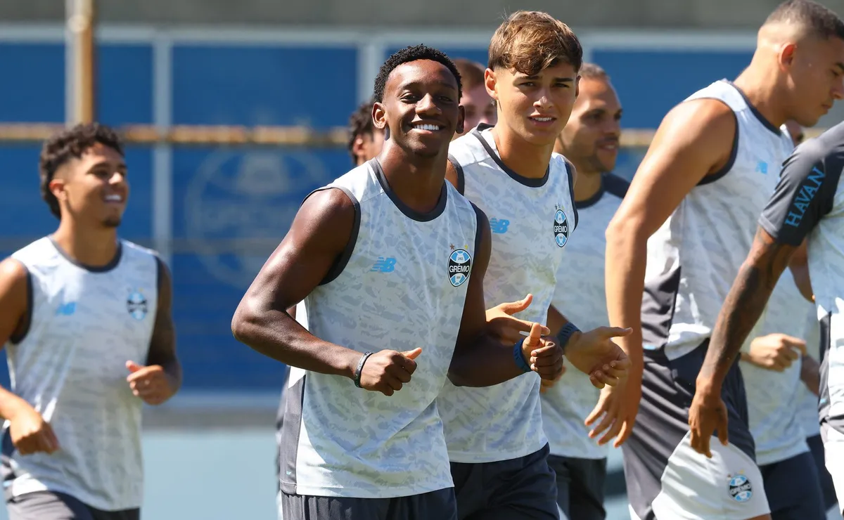 Base forte, presente e decisiva: Grêmio colhe frutos e projeta futuro com jovens de Luís Castro