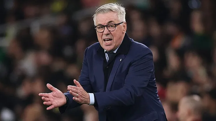 Ancelotti em ação no duelo contra a França - (Photo by Ryan Pierse/Getty Images)