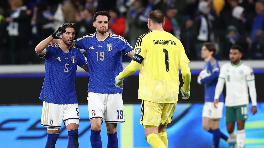 Itália na repescagem. Foto: Marco Luzzani/Getty Images