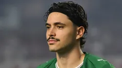 Maurício em campo com a camisa do Verdão.