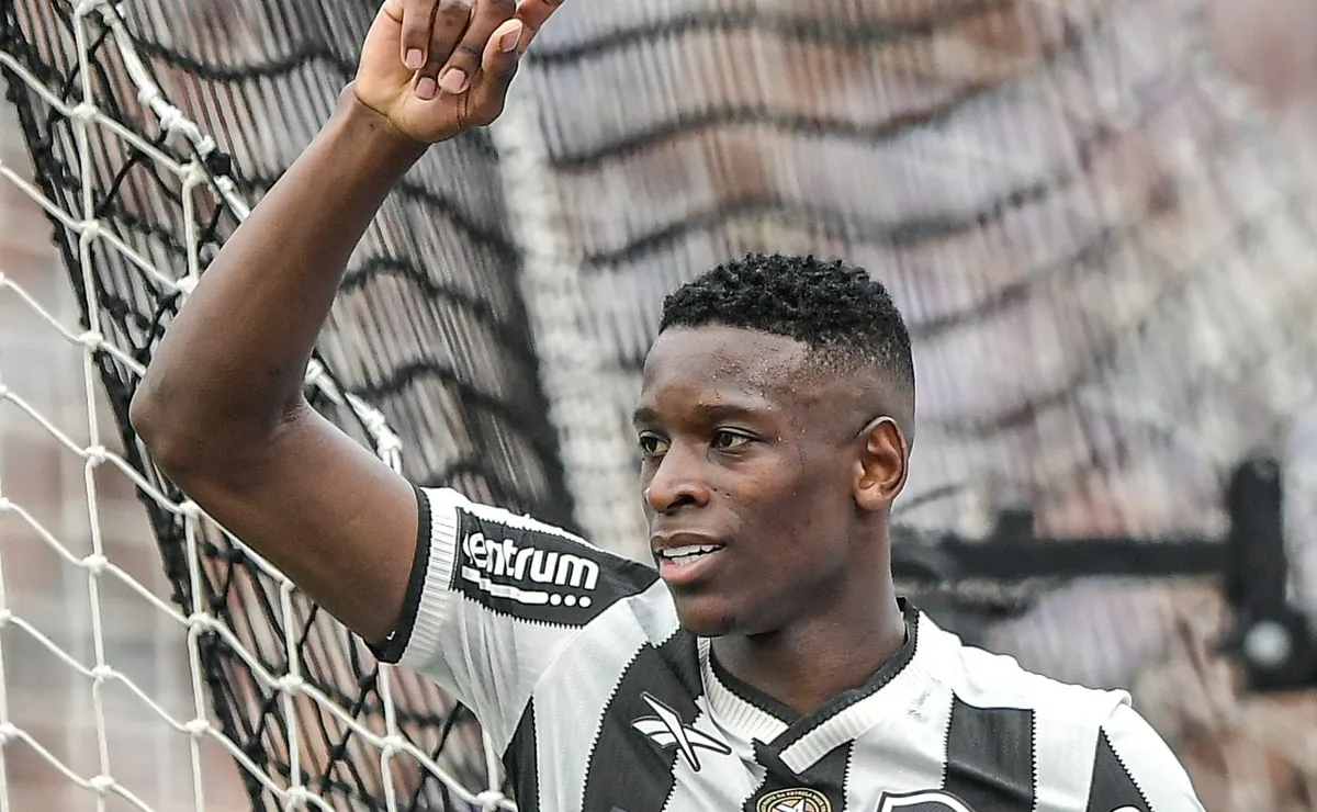 Flamengo está disposto a pagar valor alto por Luiz Henrique e Leonardo Jardim aprova investida