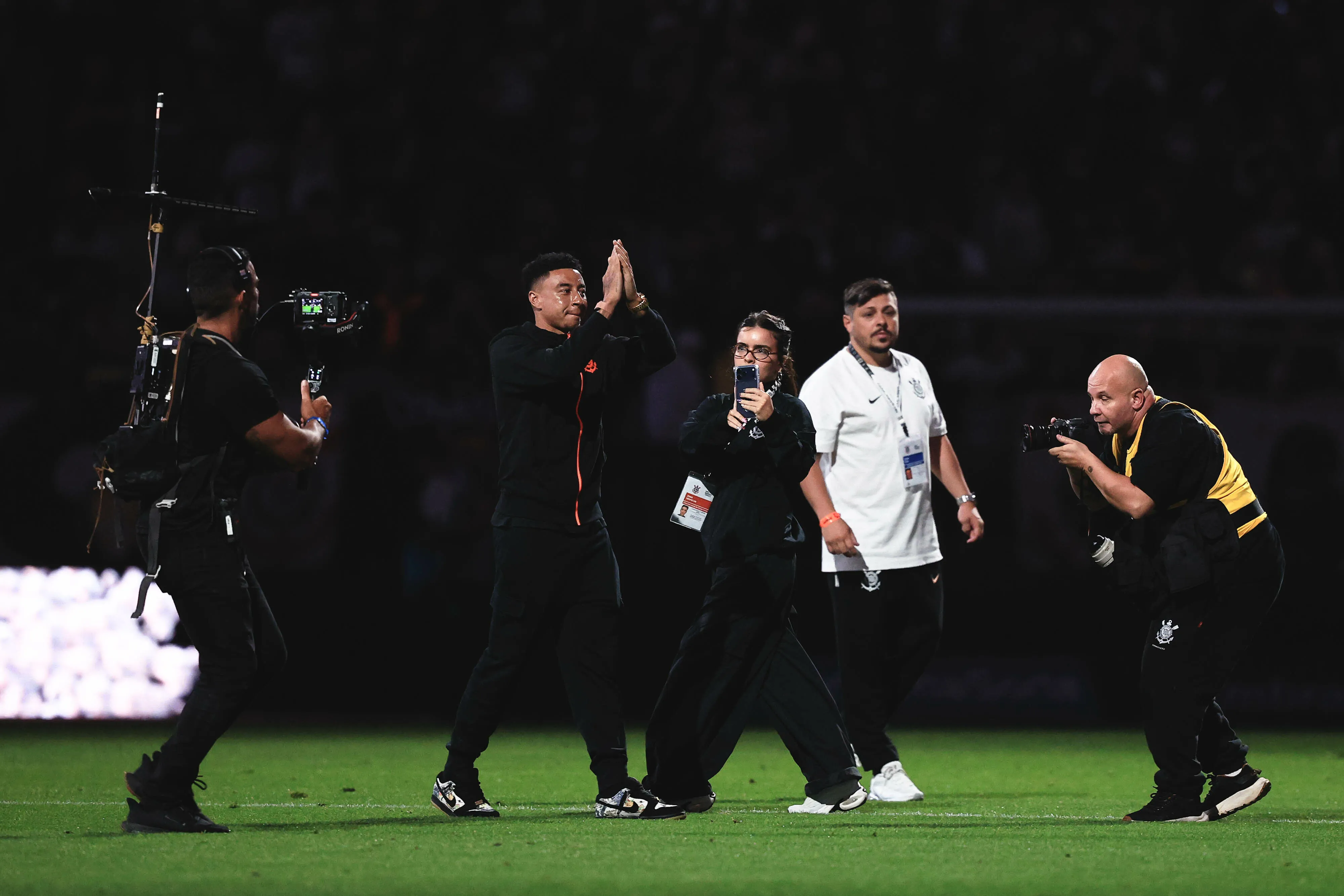 Jesse Lingard jogador do Corinthians durante sua apresentacao durante intervalo da partida contra o Coritiba no estadio Arena Corinthians pelo campeonato Brasileiro A 2026. Foto: Ettore Chiereguini/AGIF