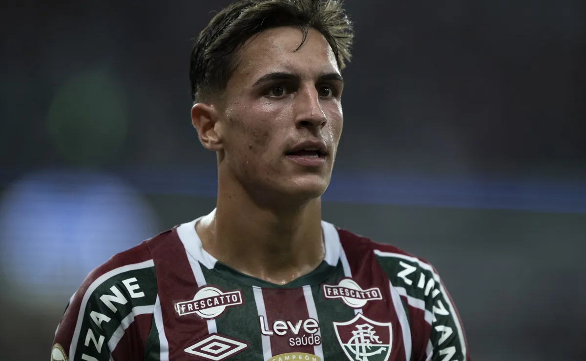 Bernal apresenta evolução, mas ainda é desfalque no Fluminense para a partida contra o Corinthians