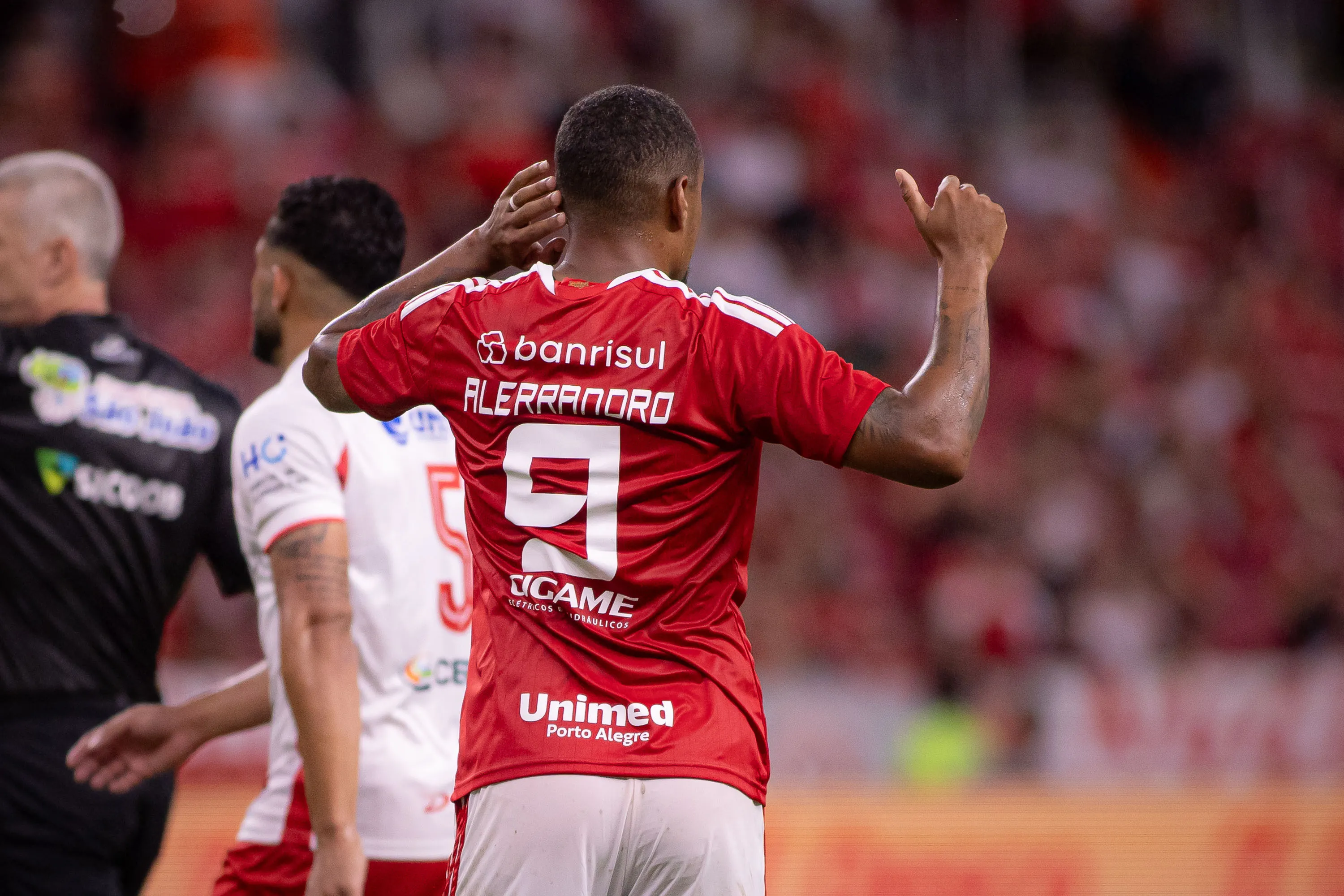 Alerrandro jogador do Internacional lamenta durante partida contra o Sao Luiz-RS no estadio Beira-Rio pelo campeonato Gaucho 2026. Foto: Maxi Franzoi/AGIF