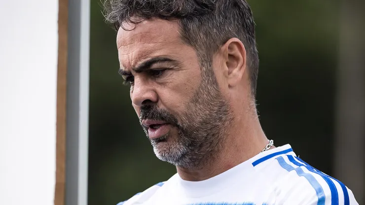Artur Jorge vem implementando mudanças. Foto: Gustavo Aleixo/Cruzeiro