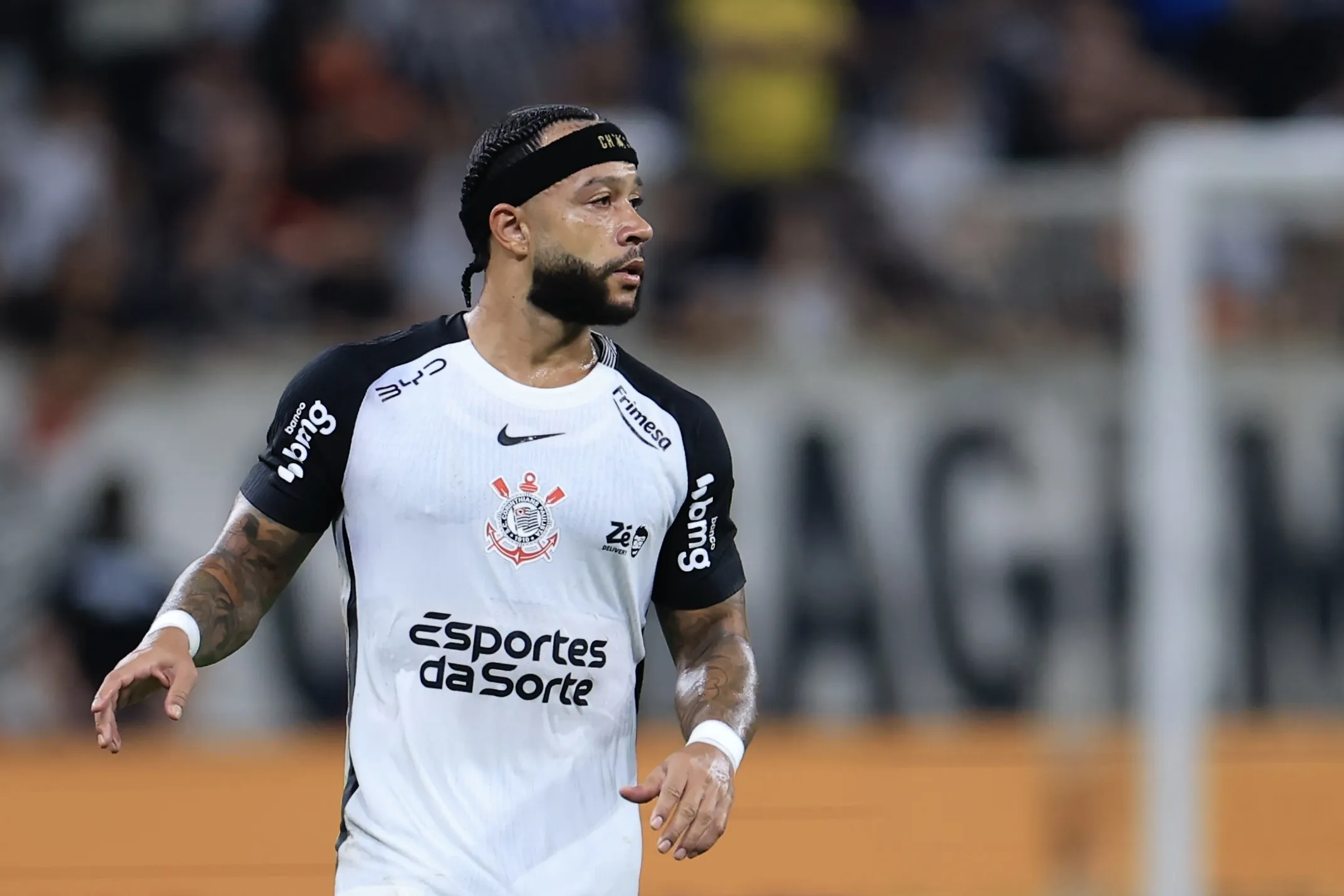 Memphis em ação pelo Corinthians. Foto: Marcello Zambrana/AGIF