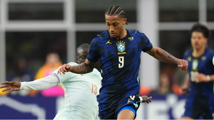 Centroavantes marcam menos gols que defensores em ciclo de Copa do Mundo