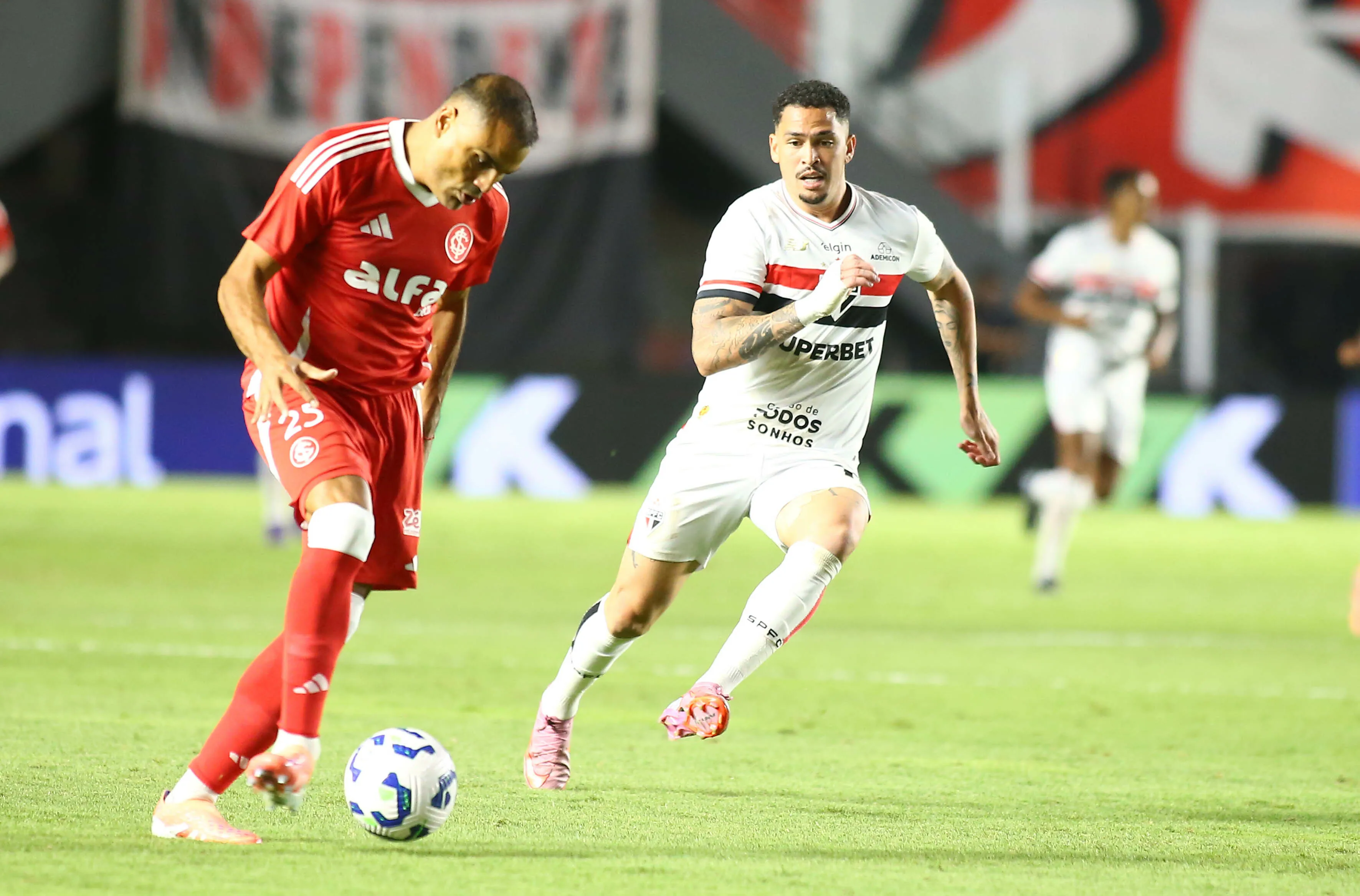 São Paulo venceu o último duelo pelo Brasileirão. Foto: Mauricio De Souza/AGIF