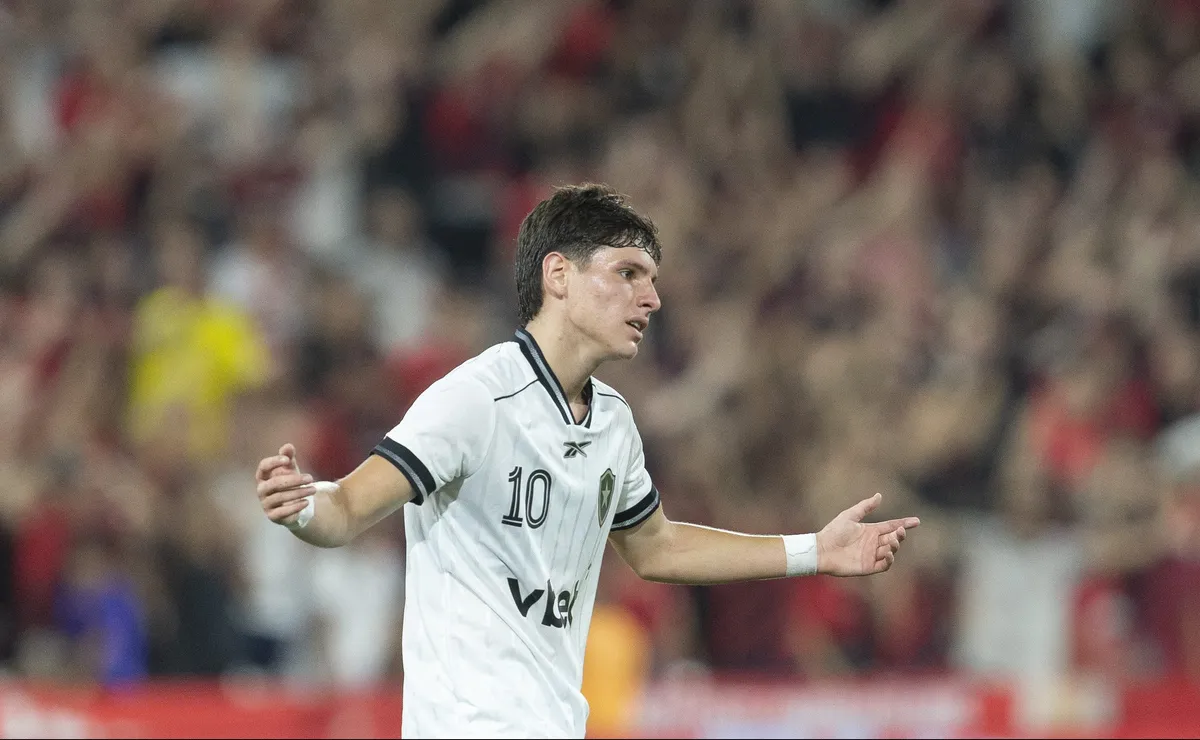 Botafogo chega a 11 derrotas na temporada, tendo disputado 21 jogos e com aproveitamento de 41%