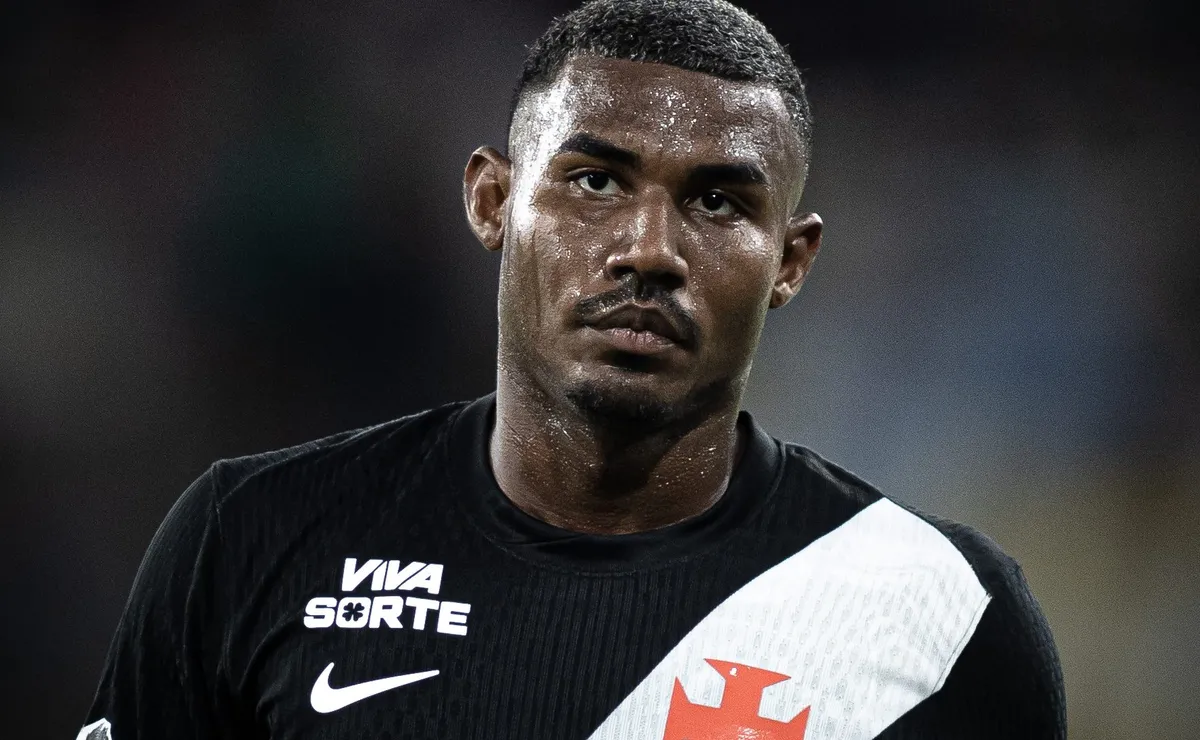 Palmeiras esfria busca por novo lateral e não deve fazer oferta para contratar Cuiabano, do Vasco