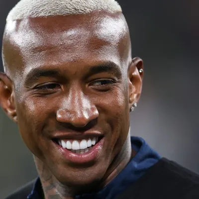 Corinthians estuda Anderson Talisca no lugar de Memphis Depay