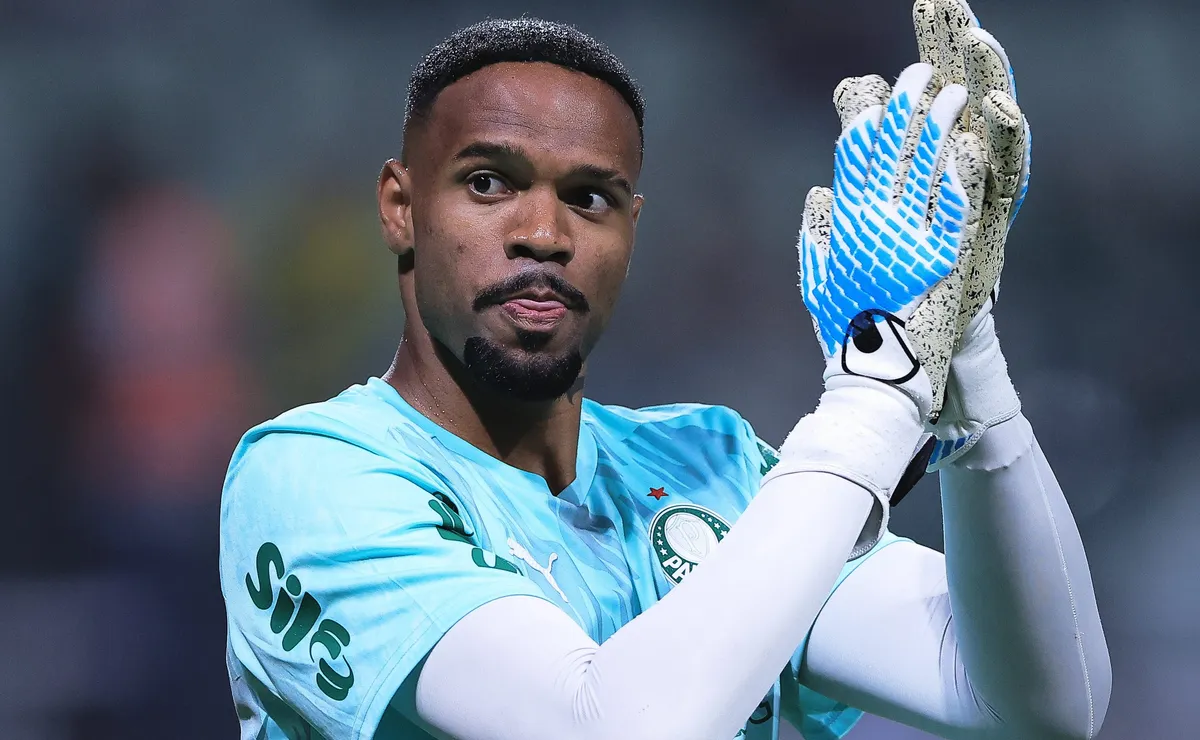 Carlos Miguel, do Palmeiras, projeta duelo contra o Grêmio: “Um jogo importante para nós”