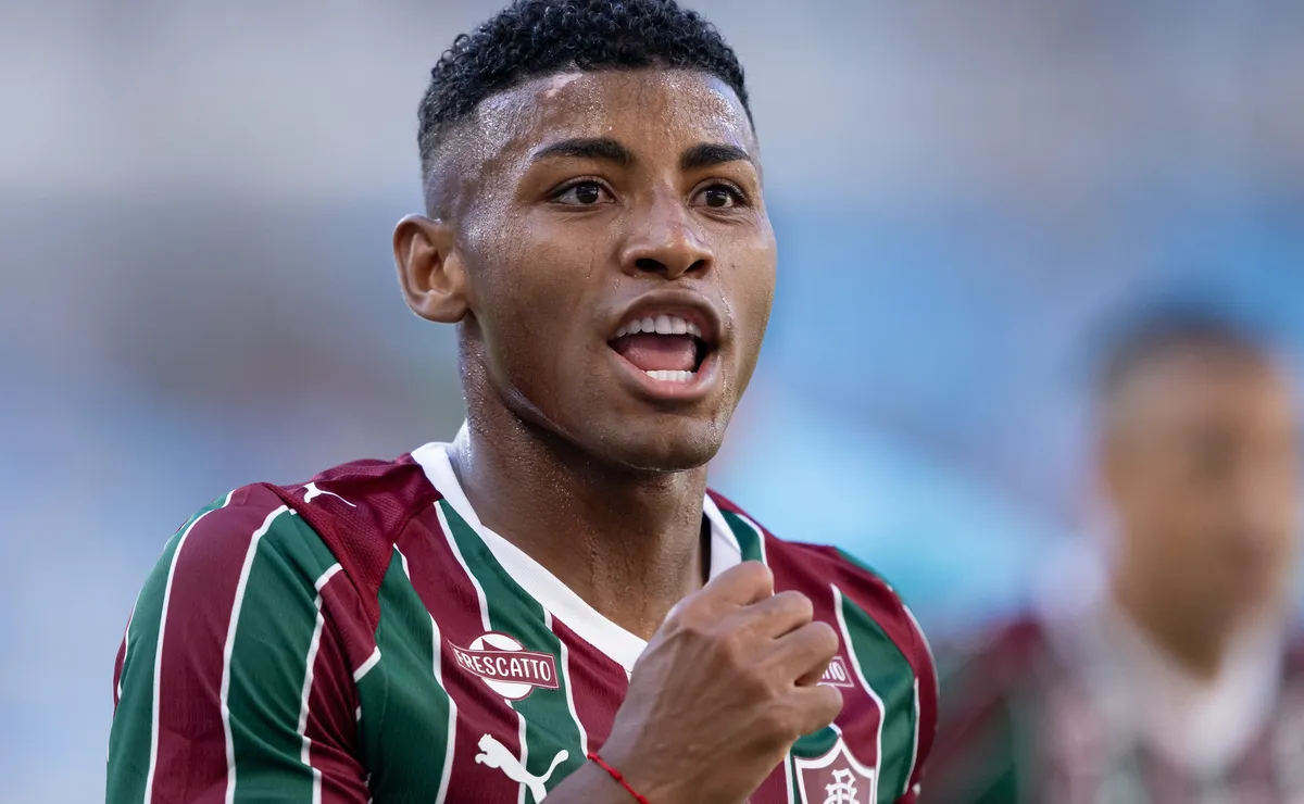Hércules destaca desafios na carreira antes de chegar ao Fluminense: “Não tinha o que comer”