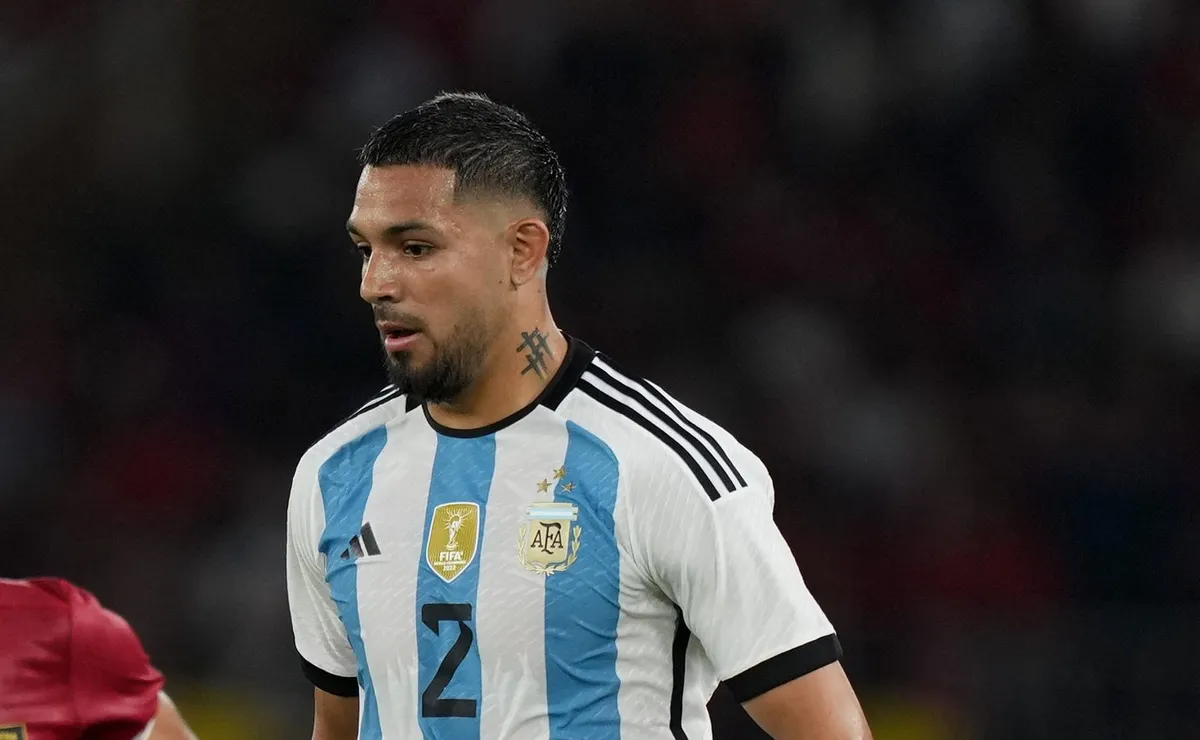 Palmeiras aumenta lista de opções na zaga e Facundo Medina entra na mira para julho