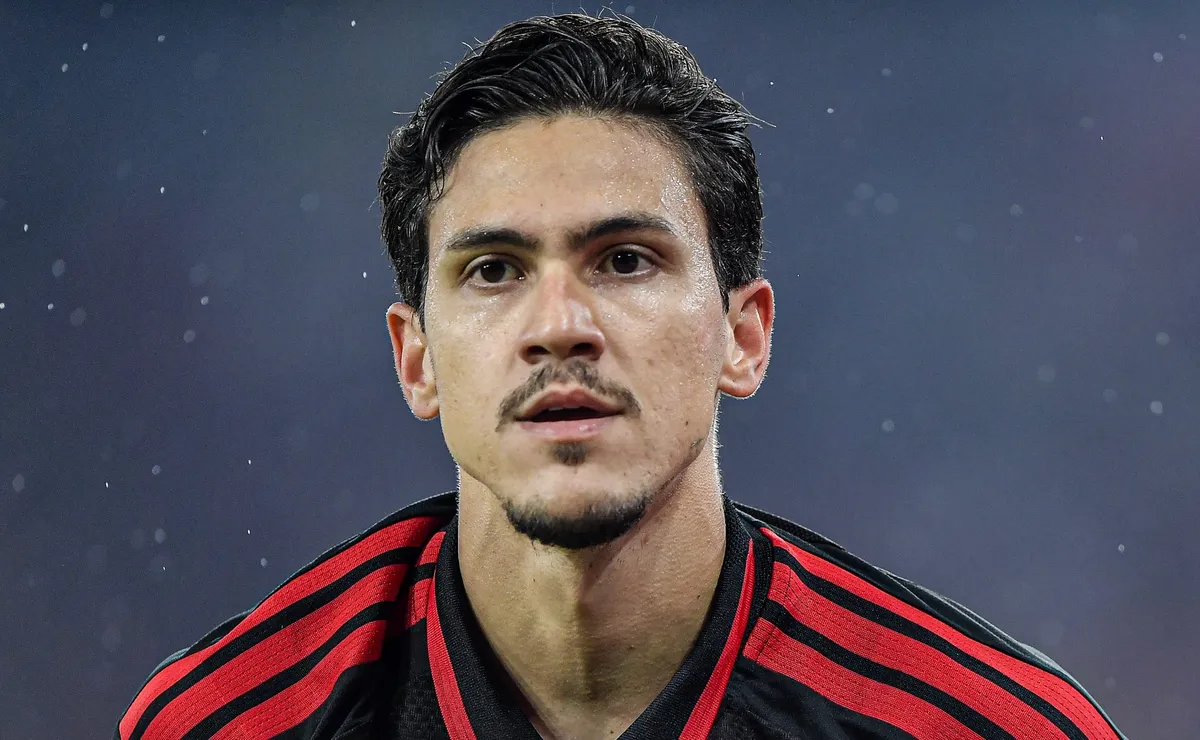 Pedro e Flamengo conversam sobre renovação e aumento salarial vira principal entrave para avanços em um acordo
