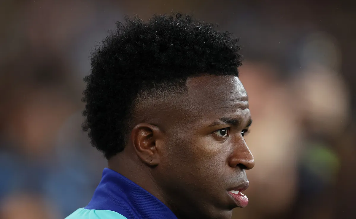 Fábio Luciano questiona Vinícius Júnior na Seleção Brasileira: “Ele acha que tem que ser o Neymar”