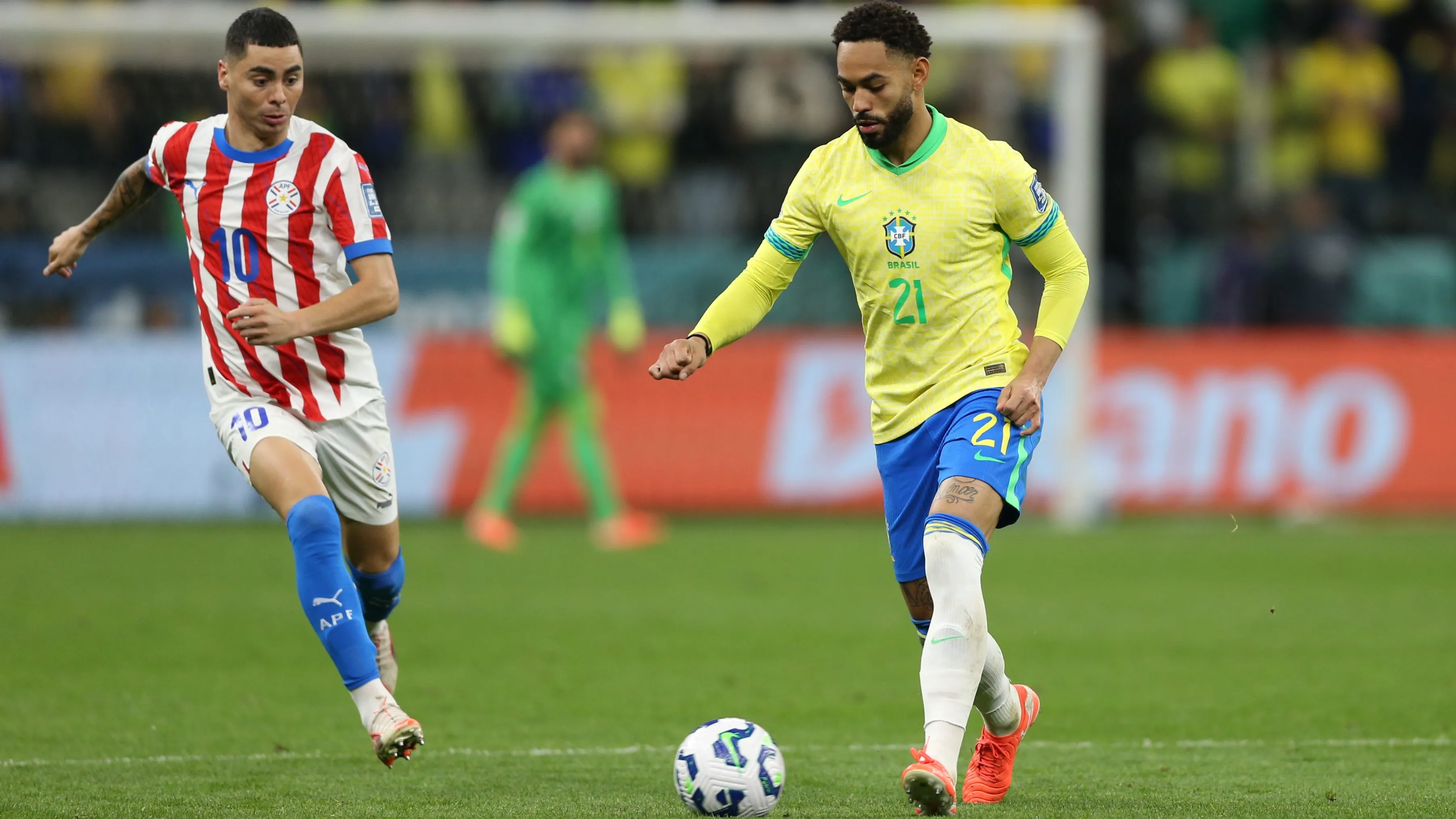 Matheus Cunha em ação pela Seleção Foto: Marlon Costa/AGIF