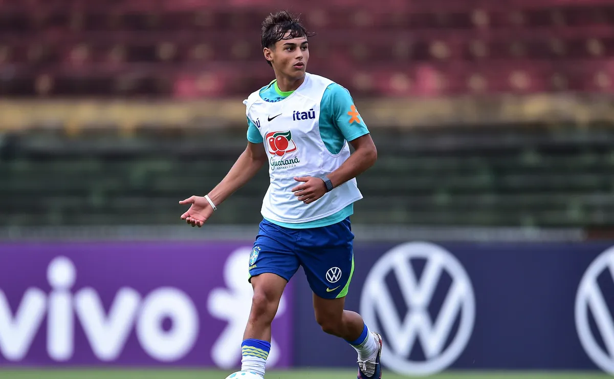 De cavadinha à Seleção Sub-20: Tiaguinho vive novo salto na carreira com respaldo no Grêmio