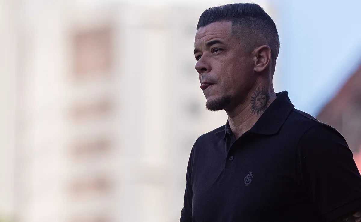 Ídolo colorado, D’Alessandro reconhece dificuldades do Internacional e afirma continuar indo ao Beira-Rio