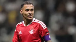 Alan Patrick jogador do Internacional durante partida contra o Atlético. Foto: Gilson Lobo/AGIF