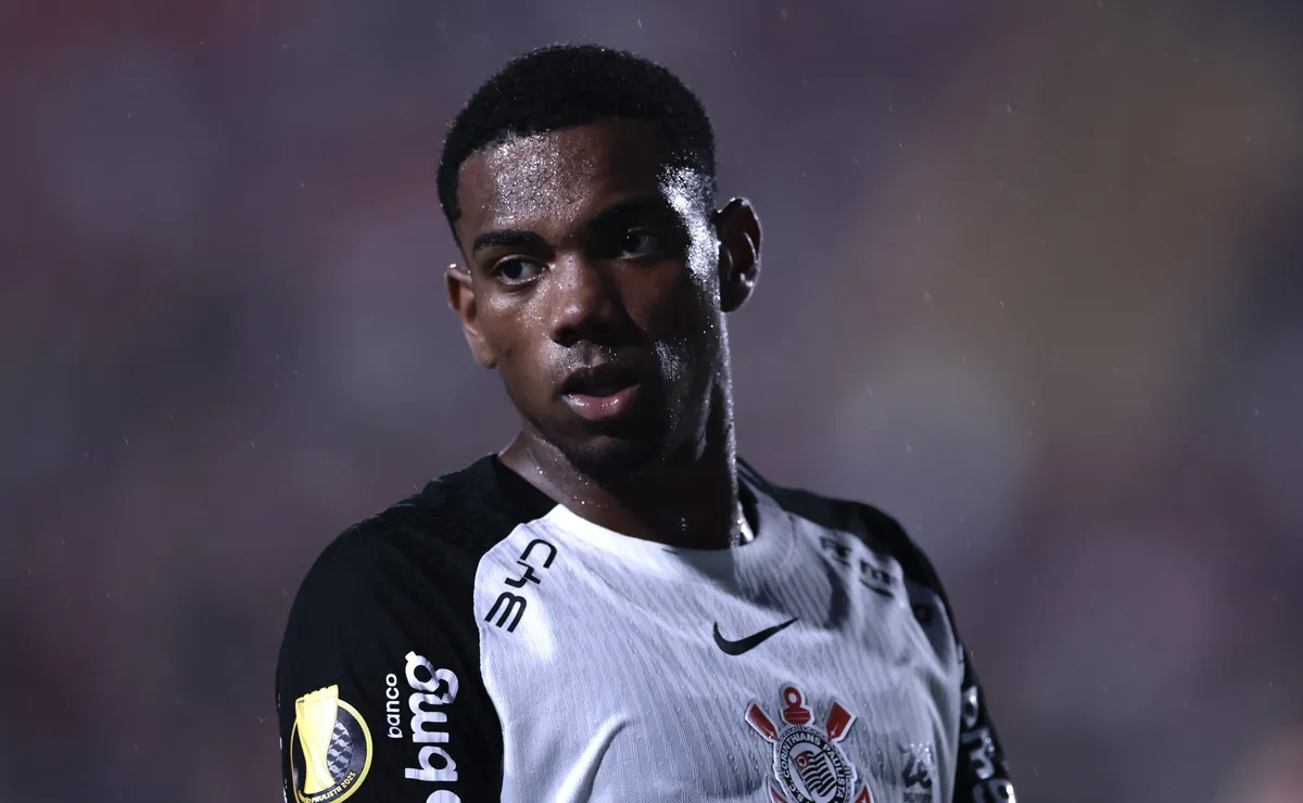 Detalhes da oferta do Milan por André pode deixar o Corinthians com bônus em partidas disputadas no clube