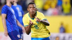 Danilo marcou diante da Croácia.