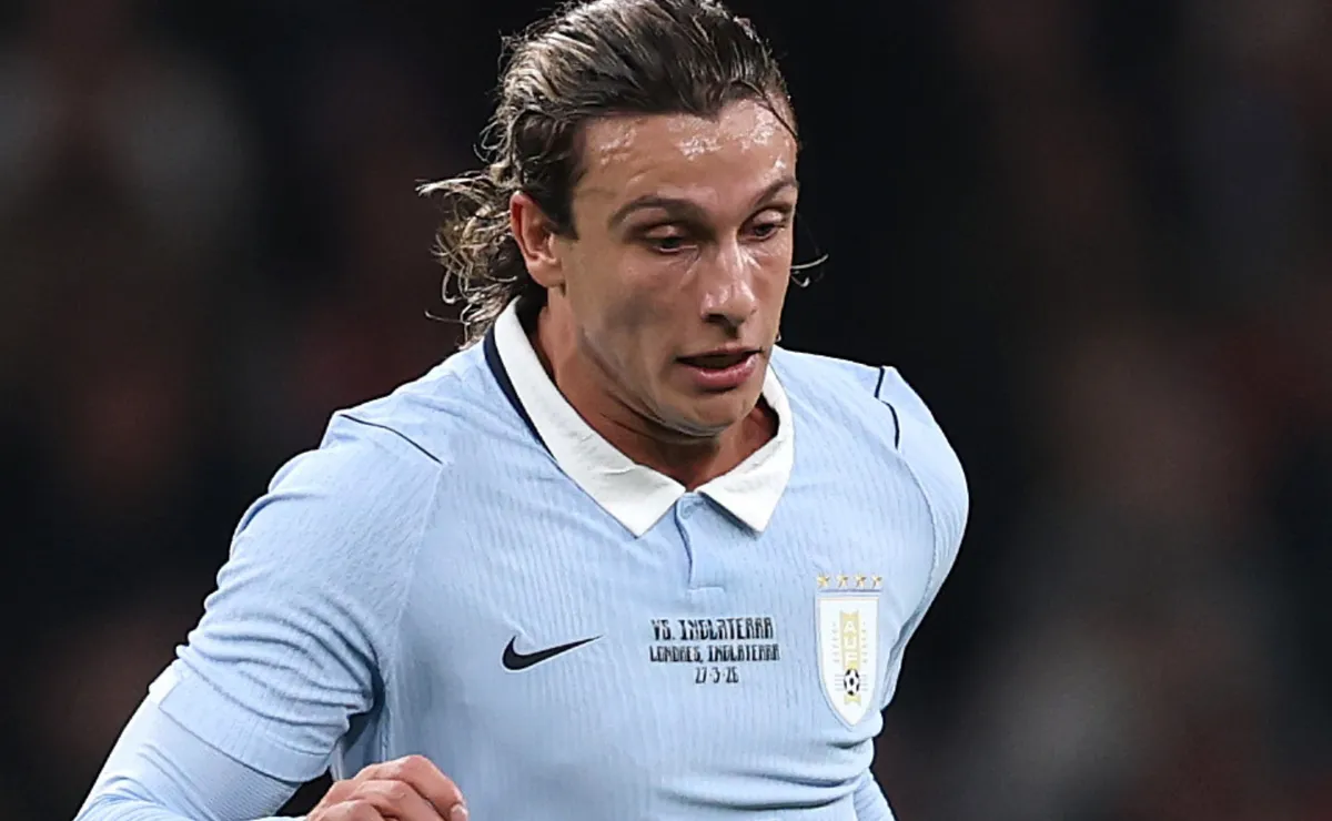 Jornal uruguaio se espanta com atuação de Canobbio antes de retorno ao Fluminense: “De habilidade tremenda”