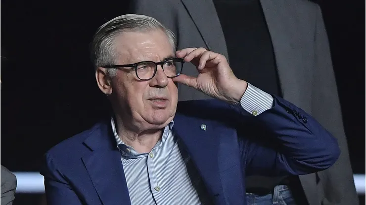 Carlo Ancelotti tecnico da Selecao Brasileira monitorando jogadores visando a convocação