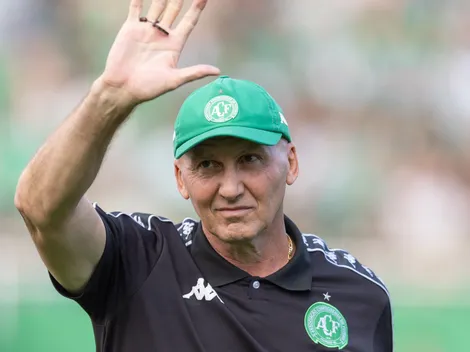 Atlético visita a Chape e Gilmar Dal Pozzo aposta em três zagueiros