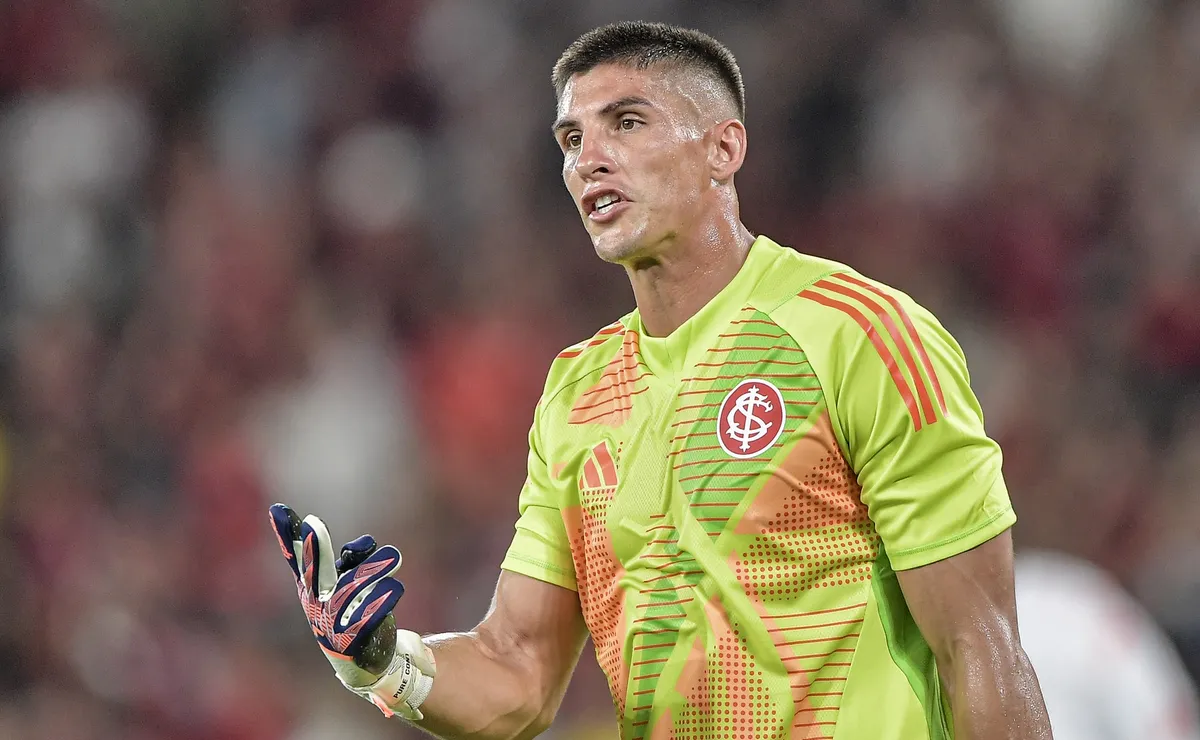 Rochet e Félix Torres, do Internacional, se recuperam na Data Fifa, enquanto Borré e Carbonero perdem pontos