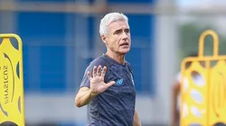 Luís Castro comanda treino do Imortal - FOTO: LUCAS UEBEL/GREMIO FBPA