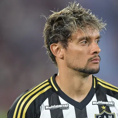 Torcida do Atlético-MG aprova troca de Gustavo Scarpa com Rollheise