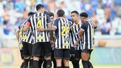 Jogadores do Peixe no empate com a Raposa