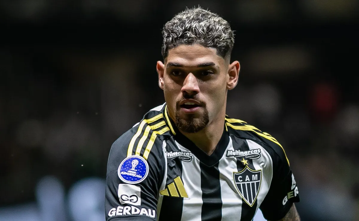 Vendido pelo Atlético-MG, Rubens pode voltar ao Brasil após pedido especial feito por Cuca no Santos