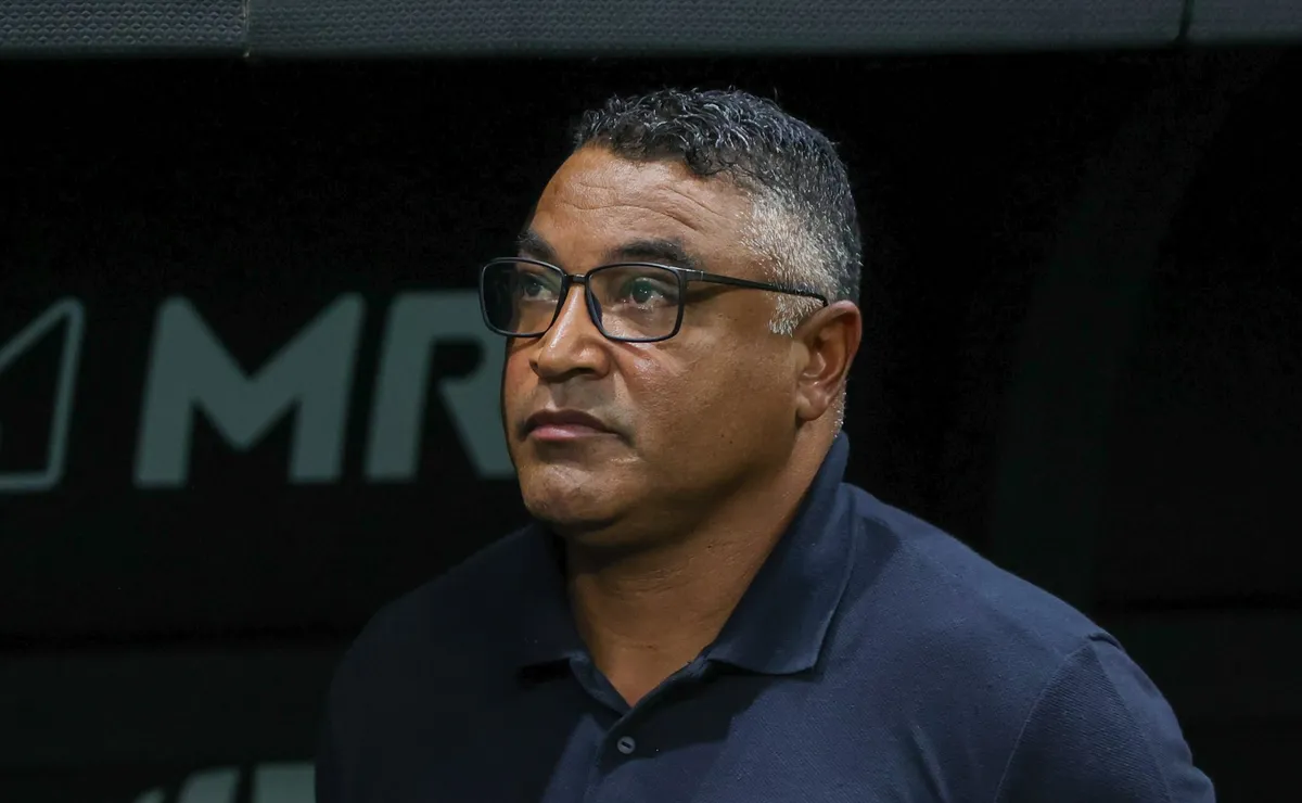 São Paulo liga alerta para números de Roger Machado contra o Internacional