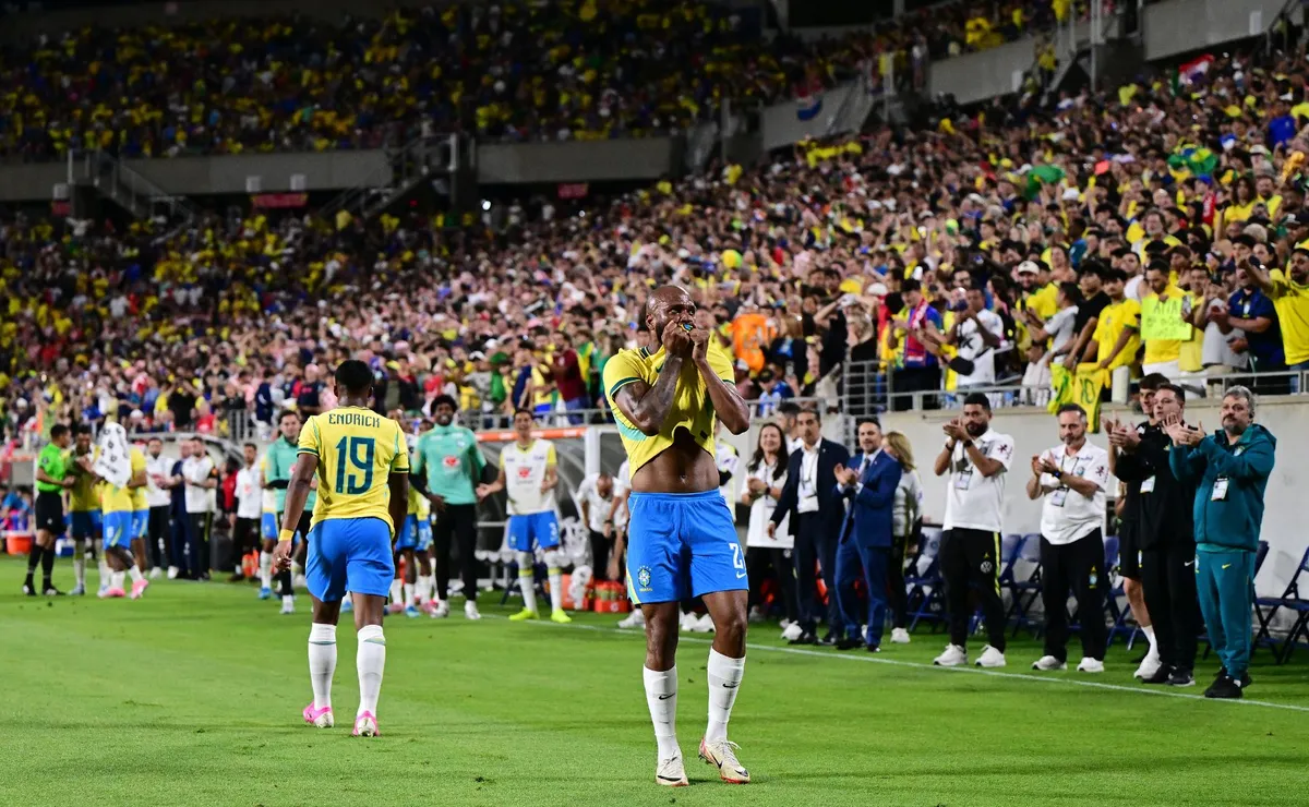 Entre evolução e alerta: Seleção fecha Data Fifa com dúvidas para a Copa