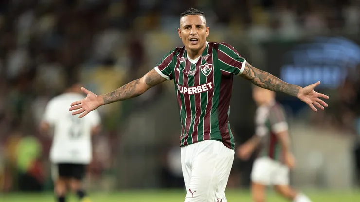 Guilherme Arana é um dos pendurados no Fluminense. Foto: Jorge Rodrigues/AGIF